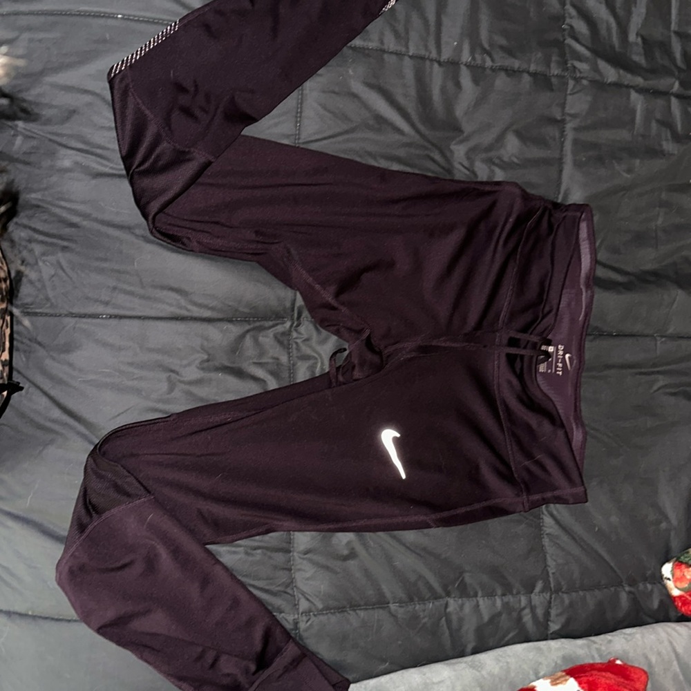 Purple Nike leggings like new